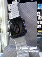  2 Used Apple Watch Series 6 (44mm)  ساعة ايفون الاصدار السادس قياس 44مم  مستعملة بحالة جيدة جدا //////