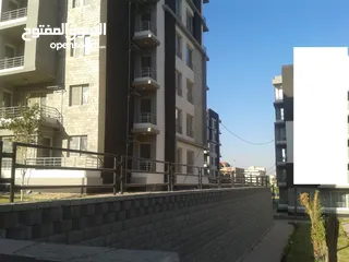  1 شقة للإيجار بكمبوند دارمصر بمدينة الشروق - القاهرة