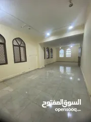  6 6Me36-Fabulous Commercial 8BHK Villa for rent in Qurum, Al Sarooj