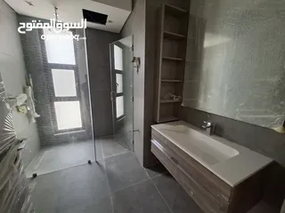  25 Villa for sale  ( Property 43026 )-174809396