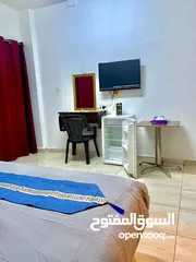  4 فندق للبيع ( خلو ) وليس عقار البيع يشمل ( اثاث ورخصه الفندق فقط )