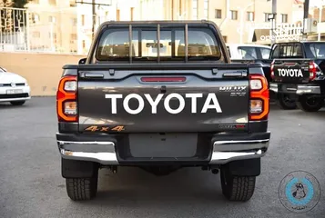  6 جير عادي Toyota Hilux عداد زيرو موديل 2023