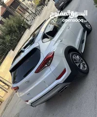  5 هيونداي توسان. ماتور 2000 موديل 2017 بالرخصة فول مع بانوراما يحط البركة لصاحب النصيب