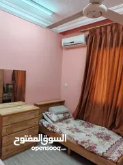  8 شقة مفروشة للإيجار
