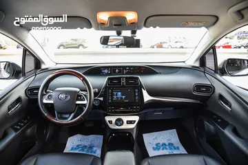  3 تويوتا بريوس هايبرد بحالة ممتازة وبسعر مميز Toyota Prius Hybrid 2018