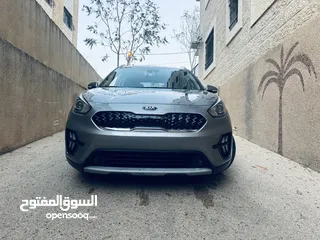  1 جيب كيا نيرو هايبرد  بنزين + كهرباء