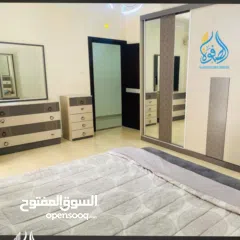  5 شقه مميزة موقع هادئ و استراتيجي مع مدخل خاص الارسال