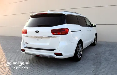  6 KIA CARNIVAL 2020 GCC EXCELLENT CONDITION WITHOUT ACCIDENT