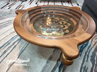  2 طقم طاولة وسط مع طاوله شاشة خشب صولد طبيعي تركي