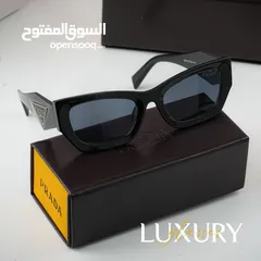  2 نظارات نسائية فخمة
