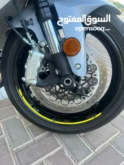  7 دراجة سوزوكي رياضية GSX-R600