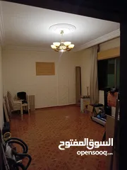  19 منزل للايجار* طبعا سوف يتم تفريغه من جميع مافيه من أكياس وكراتين*