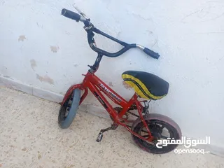  4 بسكليت مستعمل بحالة جيدة