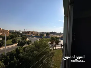  4 بموقع مميز في حي الماسة ميدان الجامعة الفرنسية من المالك مباشره