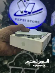  4 iPhone 15 (128GB)