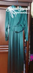 10 جاكيت جينز مع فرو داخلي فساتين.اطقم .. عبايات. فيست رجالي ....فستان مخمل فستان سهره ذهبي ..