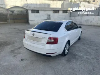  3 سكودا اوكتافيا 2019 ترخيص ل شهر 8 2026 ماشيه 333 الف كيلو  اصل عمومي  بدها جمرك