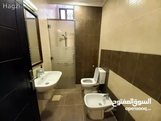  32 فيلا غير مفروشة للإيجار 750م2 ( Property 15782 ) سنوي فقط