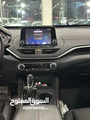  8 للبيع التيما SR 2022