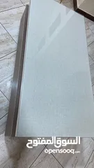  2 طوله وسط لغرفه القعده مع لوح زجاج و 3 طولات ملحق