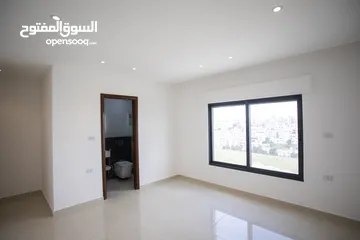  3 شقة فاخره جدا لم تسكن للبيع من المالك ارضيه 180م في اجمل مناطق الجبيهه حي المنصور كاش او اقساط