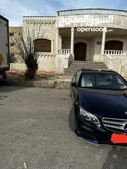  2 مرسيدس E200 AMG KIT ORGINAL  لون كحلي ماشية 105 الف  فل الفل  7 جيد