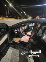  12 تويوتا كورولا موديل2015 فحص كامل لون فيراني مميزه   وغرفه بيج  مميزه جدا  فحص كامل 7 جيد ملاحظه السي