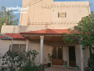  8 بيت للبيع مكون من ثلاث طوابق عمان جاوا إسكان أشكو ضاحية الكرمل
