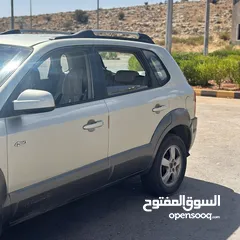  4 هونداي توسان 2006 Hyundai Tucson