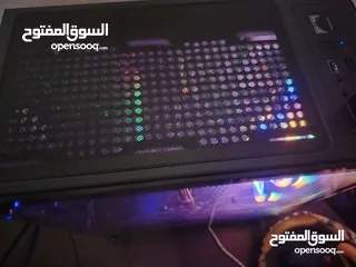  4 شاشه 22 + Pc العاب  استعمال شهر   كفاله 11 شهر  السعر 400