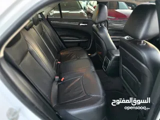  11 Chrysler S300 2017
