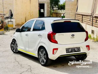  2 Kia gt line