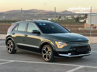  3 كايا نيرو  هايبرد (بنزين+كهرباء ) فل الفل  فتحة سقف  لون مميز اضافات مميزة  2022