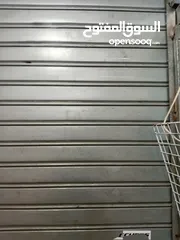  3 محل للايجار