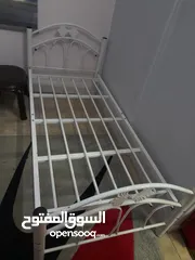  2 تخت حديد مفرد ونص