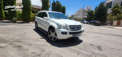  3 كاش أو اقساط من المالك مرسيدس GL 450 2008 AMG مالك اول من الشركه بحاله الوكاله فحص كامل