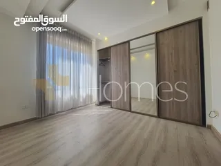  15 شقة باطلالة عالية للبيع في رجم عميش بمساحة بناء 270م