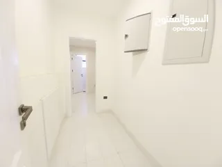  12 شقة غير مفروشة للإيجار 320م2 ( Property 19519 )-175072651