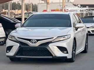  3 TOYOTA Camry Grand Sport V6 2019