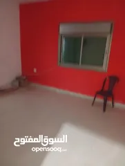  4 شقه للايجار بالقرب من ساحه المهد