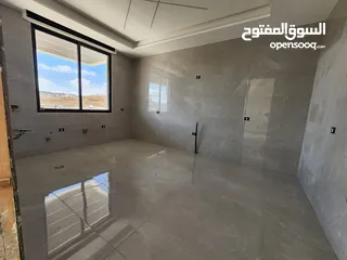  21 شقة ارضية للبيع في عبدون / الرقم المرجعي 14187
