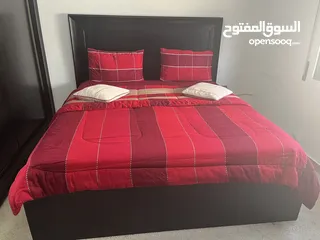  1 غرفه نوم ، كنب جلوس ، سفره صغيره للبيع المستعجل