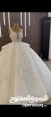  5 كل فستان هو بداية لقصة جديدة... دعينا نكون جزءًا من قصتكِ الخاصة.