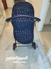  4 كوت وكرسي وعربة اطفال للبيع