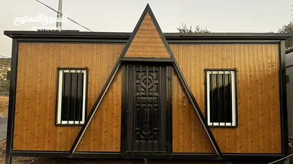  3 كرفان كوخ لون خشبي بحالة ممتازة