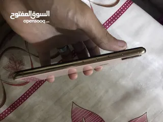  4 ايفون xs ماكس ذاكره 256 جهاز نظيف كامل ملحقات 