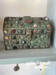  3 تحف وأنتيك