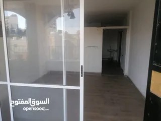  9 مكاتب للايجار