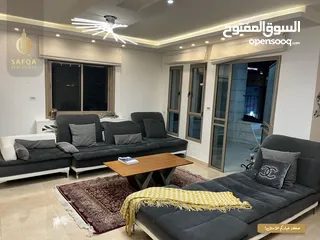  6 شقة مميزة  بإطلالة رائعة وموقع ممتاز مفروشة بالكامل وبتطشيب شخصي جديد وعمارة جديدة