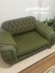  2 طقم كنب بحاله جيدة